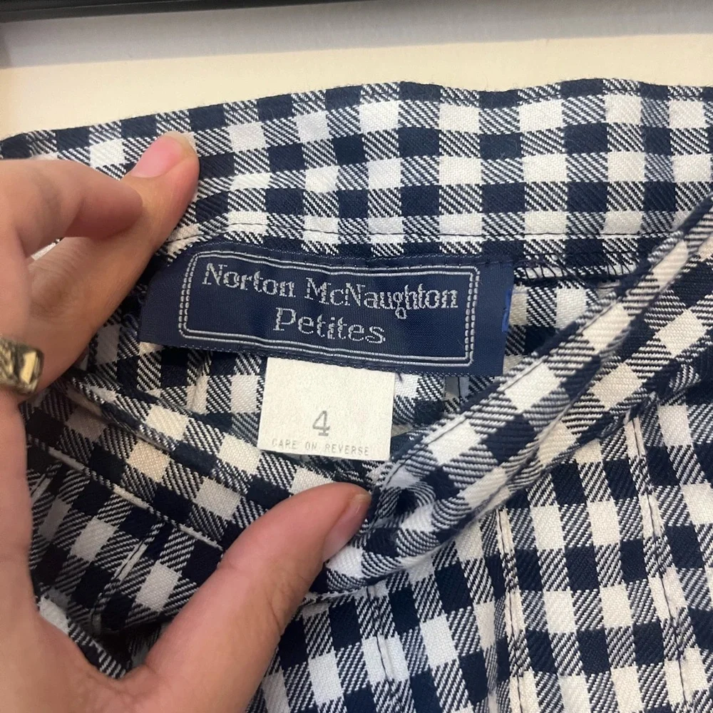 Gingham Pleated skirt